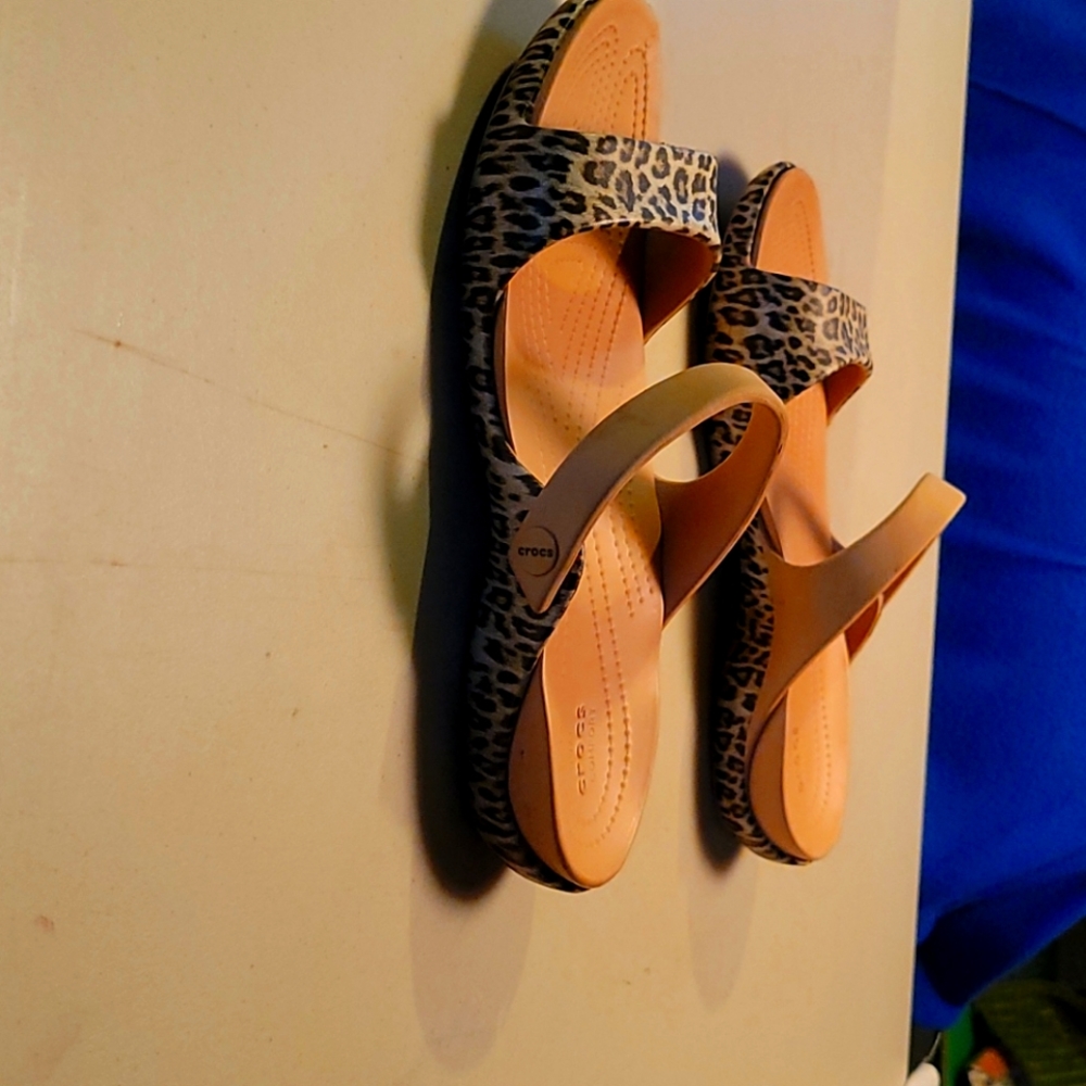 Womens sandals